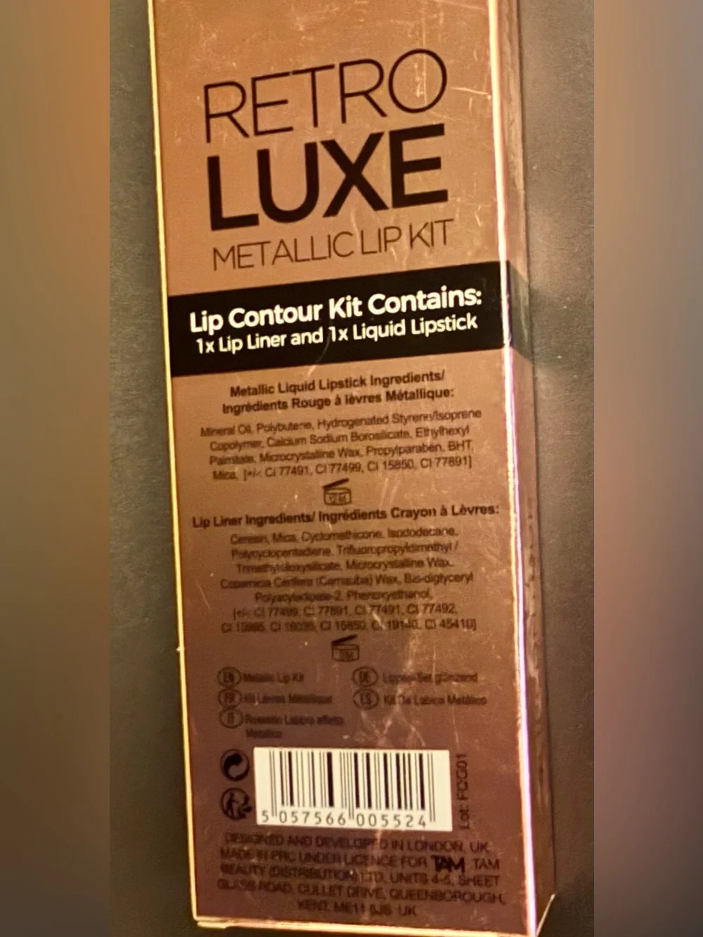 Revolution Retro Luxe Metallic Lip Kit